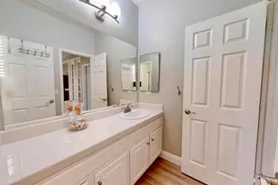 9573 Spring River Way, Elk Grove, CA 95624 - Photo 13