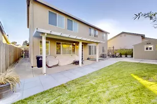 9573 Spring River Way, Elk Grove, CA 95624 - Photo 45