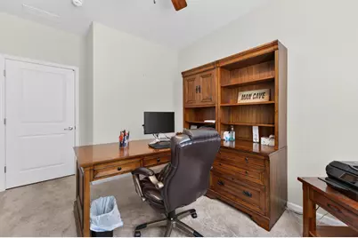 7901 Dearne Way, Elk Grove, CA 95757 - Photo 17