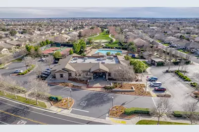 7901 Dearne Way, Elk Grove, CA 95757 - Photo 35