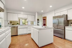 2812 Lacy Ln, Sacramento, CA 95821 - Photo 13