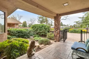 2812 Lacy Ln, Sacramento, CA 95821 - Photo 33