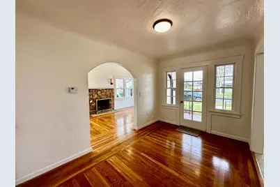 944 W 22nd Street, Merced, CA 95340 - Photo 9