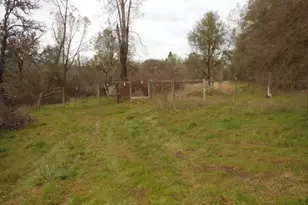 22448 Jennifer Dr, Grass Valley, CA 95949 - Photo 17