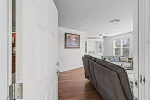 Millbrook Circle, Sacramento, CA 95828 - Photo 7