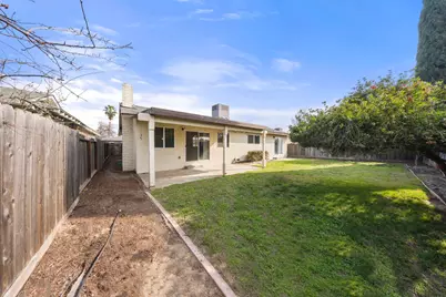 2261 Peace Way, Turlock, CA 95382 - Photo 19