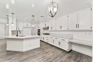 5113 Walnut Garden Ct, Carmichael, CA 95608 - Photo 11