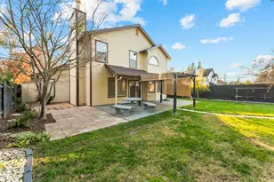 5113 Walnut Garden Ct, Carmichael, CA 95608 - Photo 37