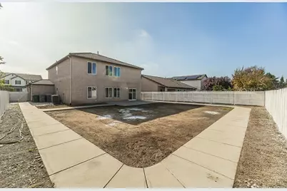 2721 Holland Avenue, Clovis, CA 93611 - Photo 45