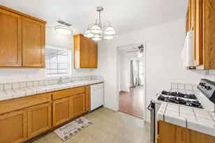 3059 Crandall Ave, Sacramento, CA 95815 - Photo 9