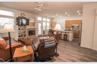 5140 Whisper Oaks Lane, Carmichael, CA 95608 - Photo 15