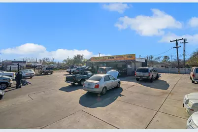 2255 S Airport Way, Stockton, CA 95206 - Photo 1
