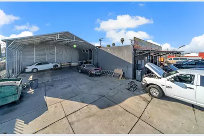 2255 S Airport Way, Stockton, CA 95206 - Photo 23