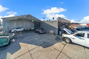 2255 S Airport Way, Stockton, CA 95206 - Photo 23