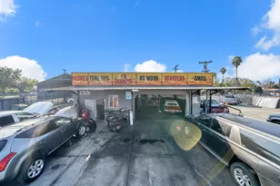 2255 S Airport Way, Stockton, CA 95206 - Photo 11