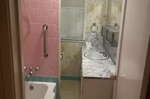 913 N 55th St, Sacramento, CA 95819 - Photo 17