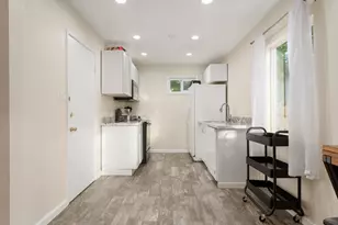 4400 40th Ave, Sacramento, CA 95824 - Photo 11