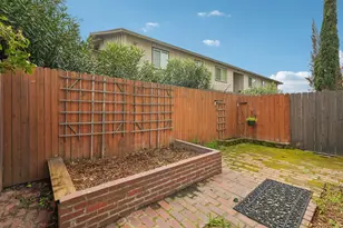 1353 Hood Rd, Sacramento, CA 95825 - Photo 25
