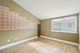 1353 Hood Rd, Sacramento, CA 95825 - Photo 21