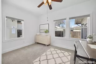 1017 Yale St, Sacramento, CA 95818 - Photo 17