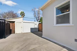 1017 Yale St, Sacramento, CA 95818 - Photo 39