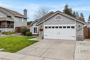 6066 Creek Bend Dr, Riverbank, CA 95367 - Photo 3