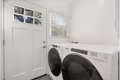 2705 Harkness Street, Sacramento, CA 95818 - Photo 15