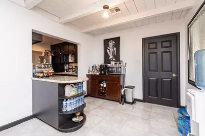 5406 59th Street, Sacramento, CA 95820 - Photo 9