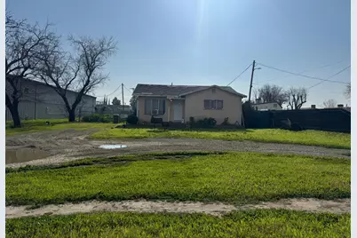 1731 E Pacheco Boulevard, Los Banos, CA 93635 - Photo 1