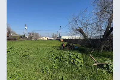 1731 E Pacheco Boulevard, Los Banos, CA 93635 - Photo 15