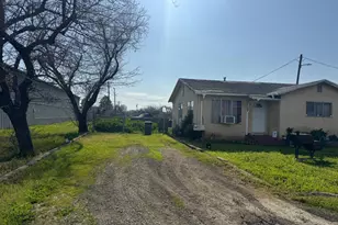 1731 E Pacheco Blvd, Los Banos, CA 93635 - Photo 9