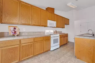 2179 W Rock Creek Ct, Merced, CA 95348 - Photo 15