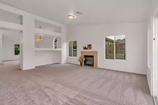 2179 W Rock Creek Ct, Merced, CA 95348 - Photo 7