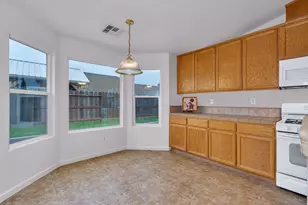 2179 W Rock Creek Ct, Merced, CA 95348 - Photo 13