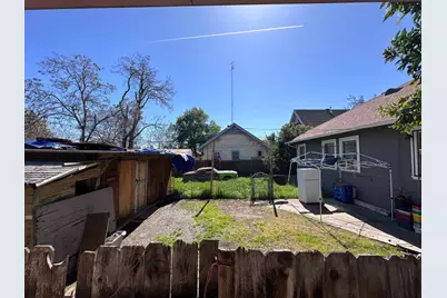 1554 S San Joaquin St, Stockton, CA 95206 - Photo 5
