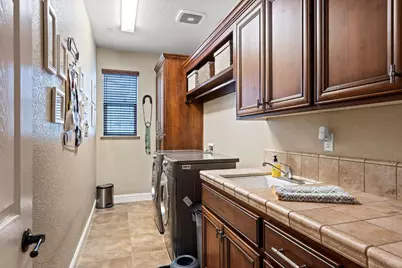 2281 Corin Drive, Roseville, CA 95747 - Photo 19