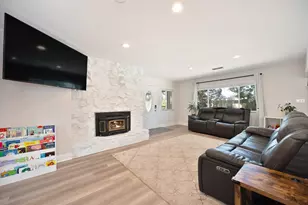 737 Cresta Ct, El Dorado Hills, CA 95762 - Photo 9