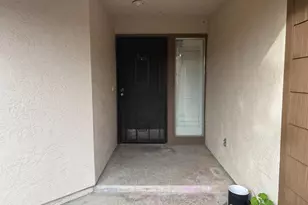 1829 Oak Leaf Dr, Modesto, CA 95354 - Photo 3