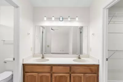 2192 Royal Wood Lane, Turlock, CA 95380 - Photo 35