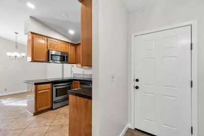 2192 Royal Wood Lane, Turlock, CA 95380 - Photo 9