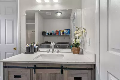 1521 Dezzani Lane, Modesto, CA 95358 - Photo 23