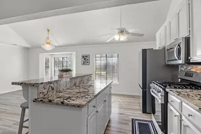 1521 Dezzani Lane, Modesto, CA 95358 - Photo 9