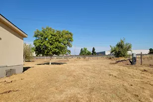 13300 McFarland St, Galt, CA 95632 - Photo 21