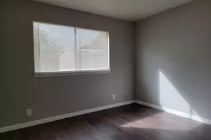 7548 Lindale Dr, Sacramento, CA 95828 - Photo 11