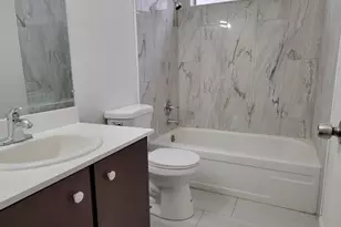 7548 Lindale Dr, Sacramento, CA 95828 - Photo 17