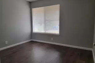 7548 Lindale Dr, Sacramento, CA 95828 - Photo 15