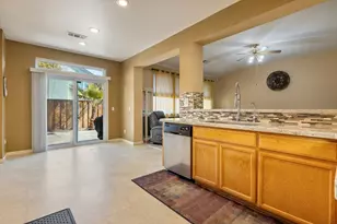 612 Beck Creek Ln, Patterson, CA 95363 - Photo 15