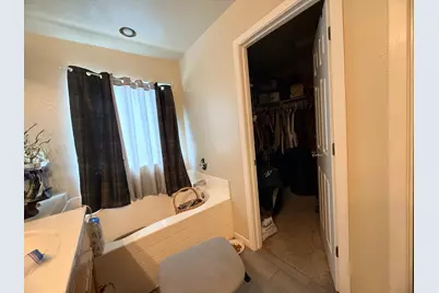 2036 Picasso Way, Stockton, CA 95206 - Photo 29