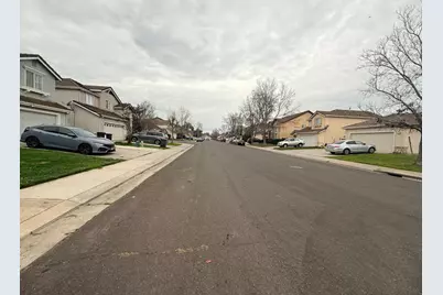 2036 Picasso Way, Stockton, CA 95206 - Photo 5