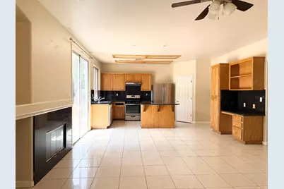 2036 Picasso Way, Stockton, CA 95206 - Photo 17